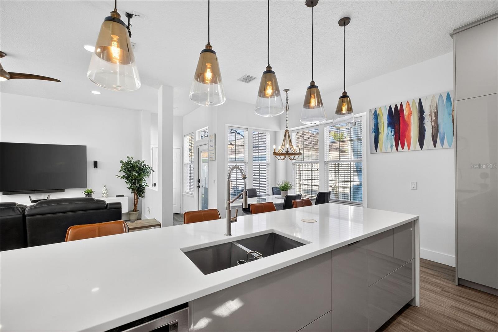 Image 12 of 55 For 810 Lake Evalyn Drive