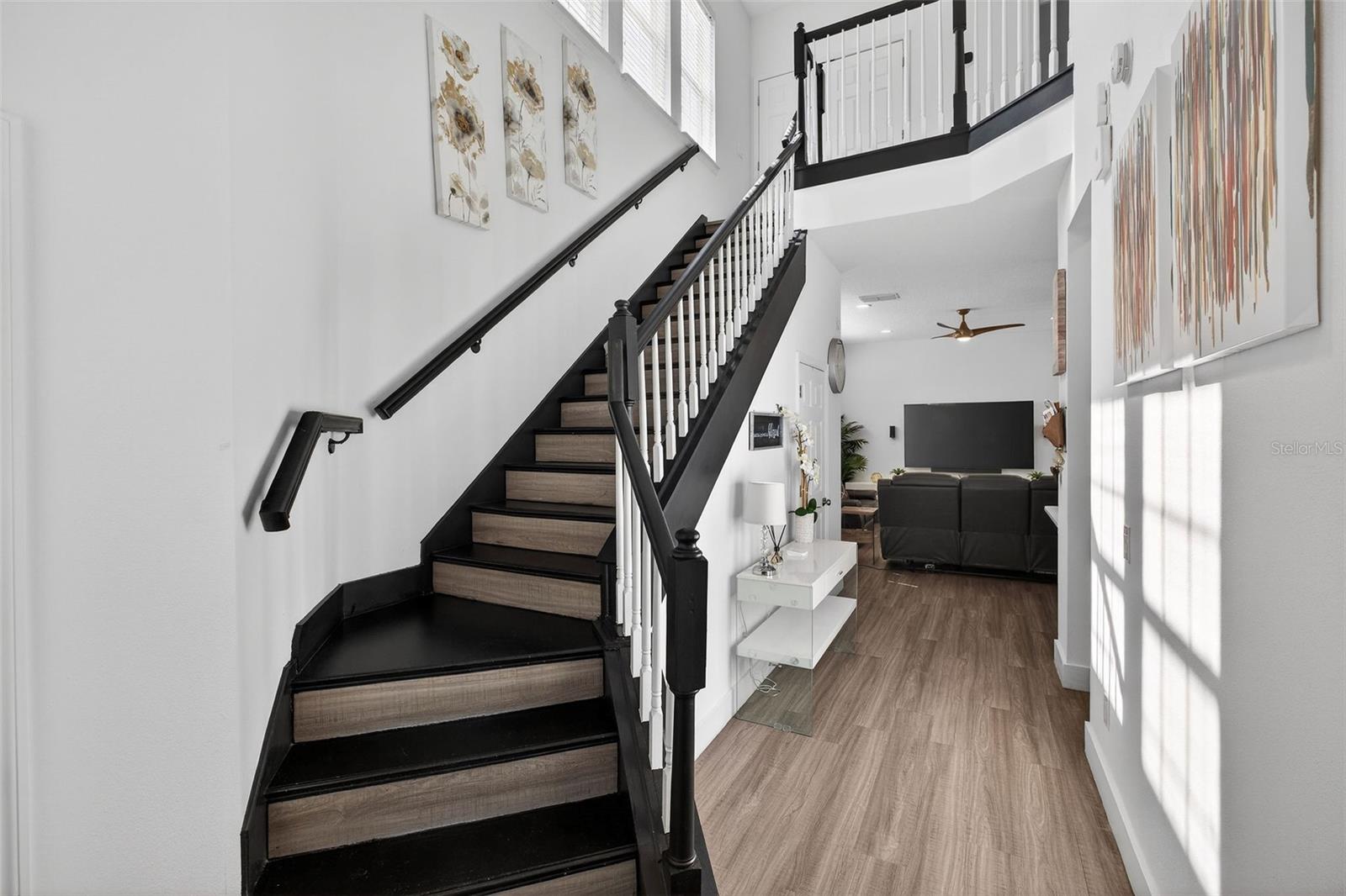 Image 19 of 55 For 810 Lake Evalyn Drive