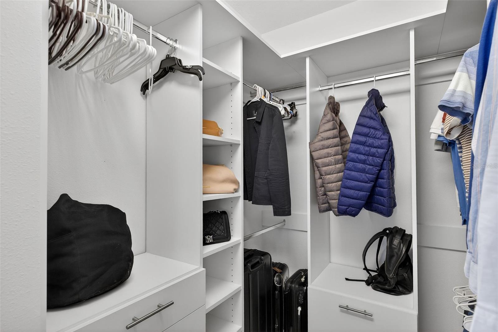 Image 24 of 55 For 810 Lake Evalyn Drive