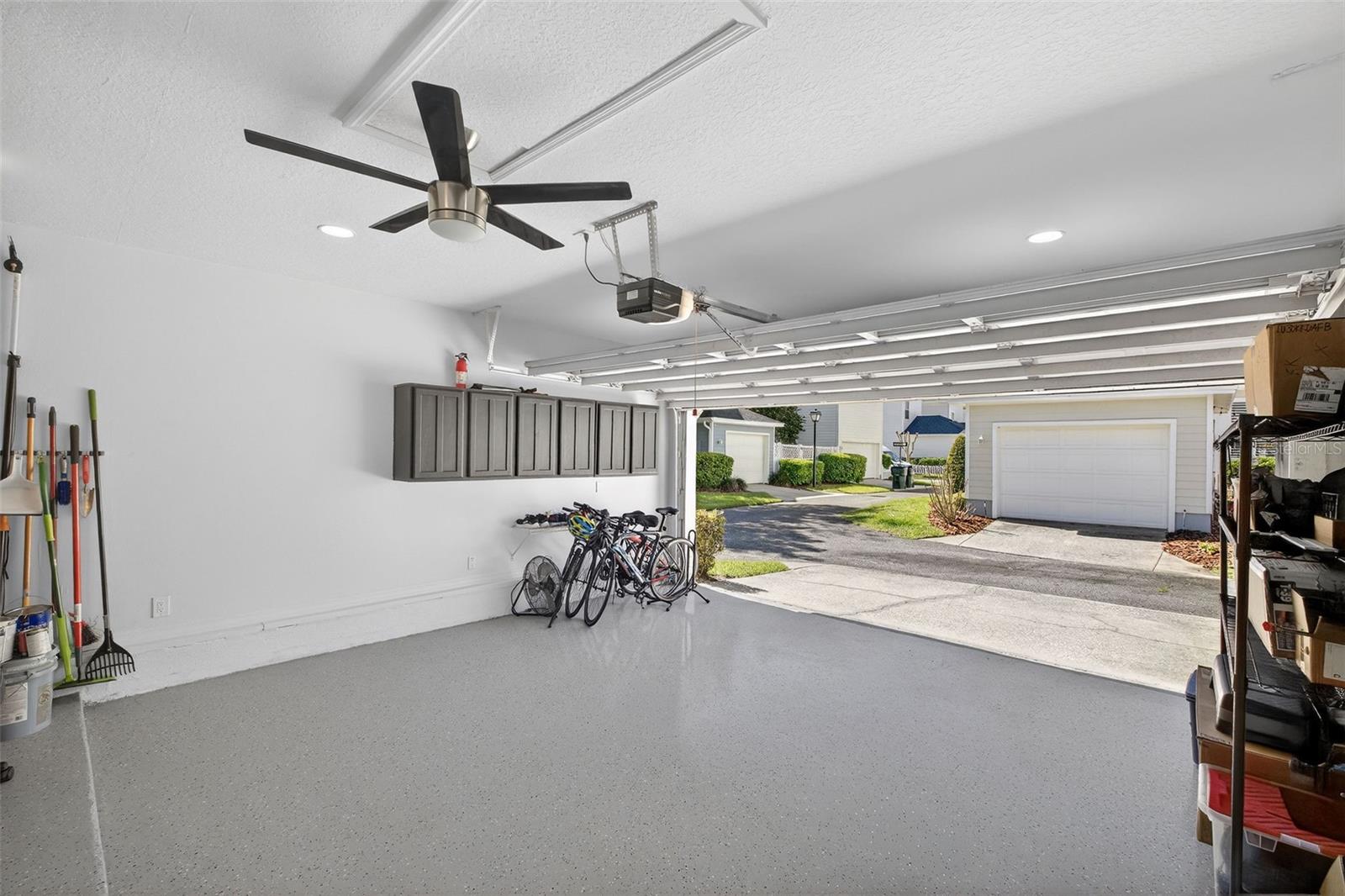 Image 31 of 55 For 810 Lake Evalyn Drive