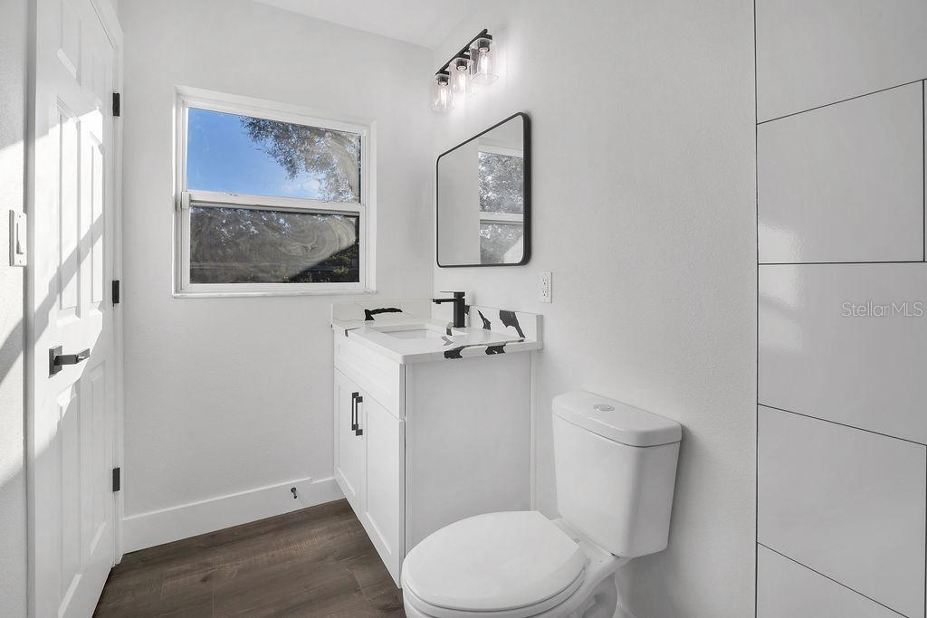 Image 14 of 24 For 527 Sunrise Drive