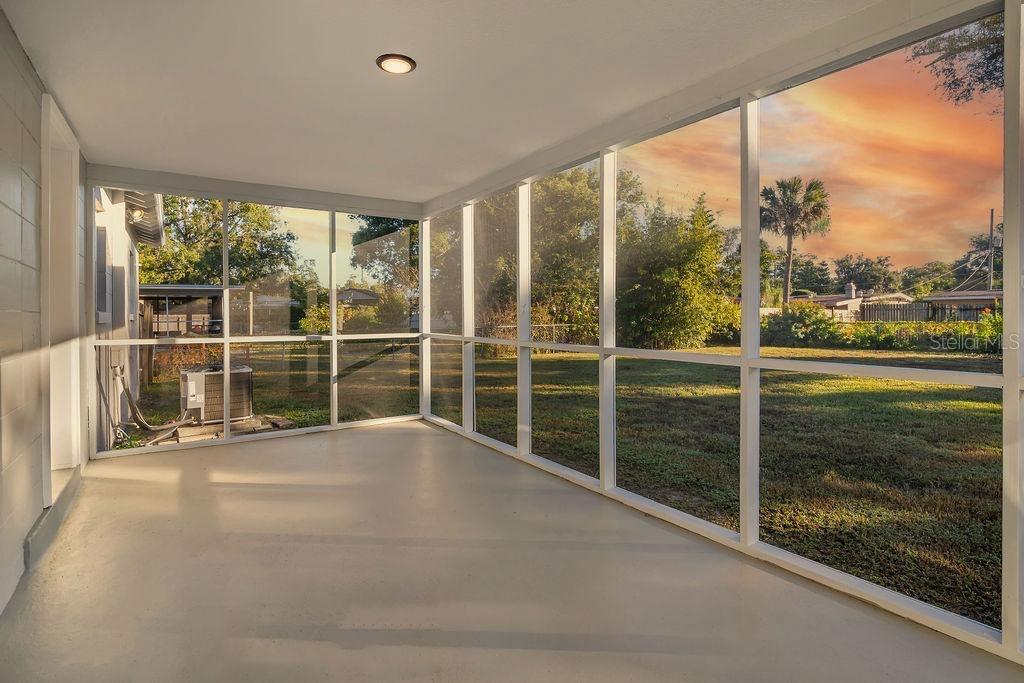 Image 8 of 24 For 527 Sunrise Drive