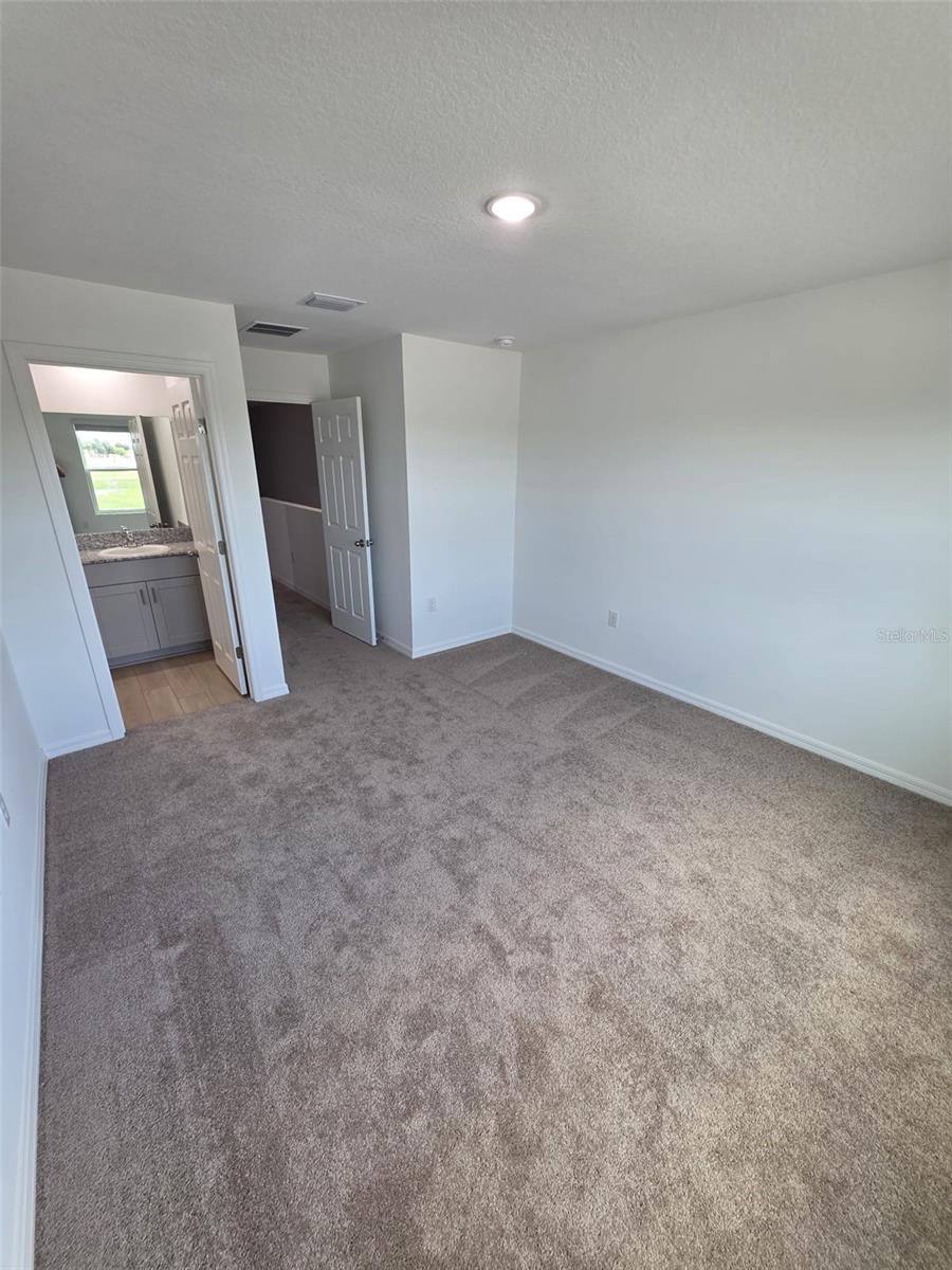 Image 23 of 35 For 3723 King Hill Drive