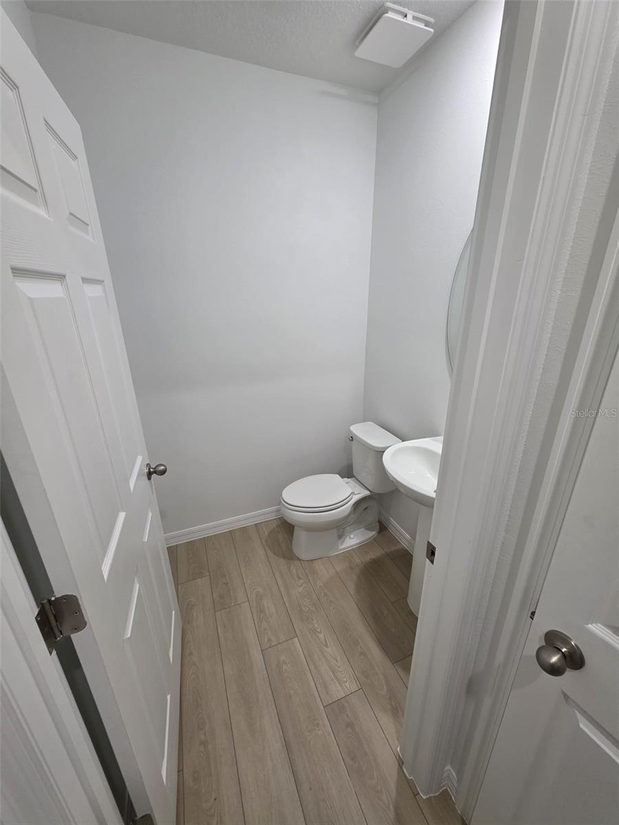 Image 8 of 35 For 3723 King Hill Drive