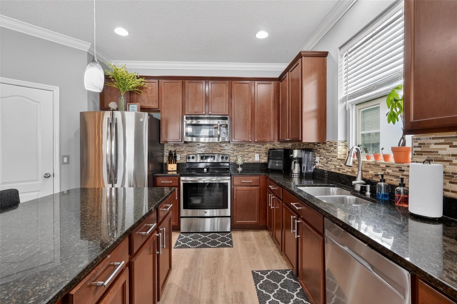 Image 17 of 40 For 2502 Isabela Terrace