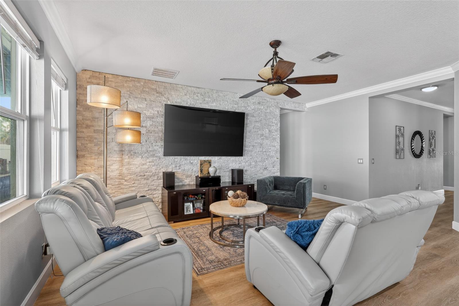 Image 31 of 40 For 2502 Isabela Terrace