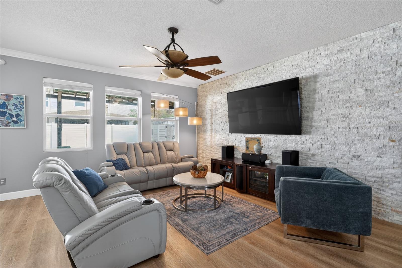 Image 32 of 40 For 2502 Isabela Terrace