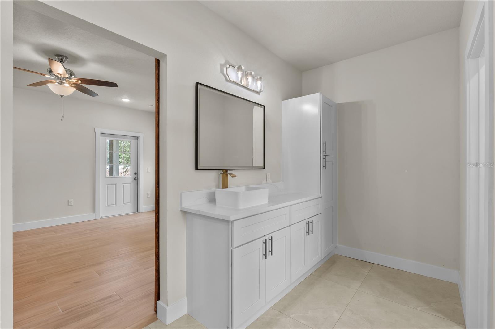 Image 14 of 15 For 2066 79th Loop