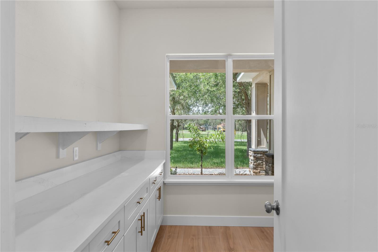 Image 5 of 15 For 2066 79th Loop