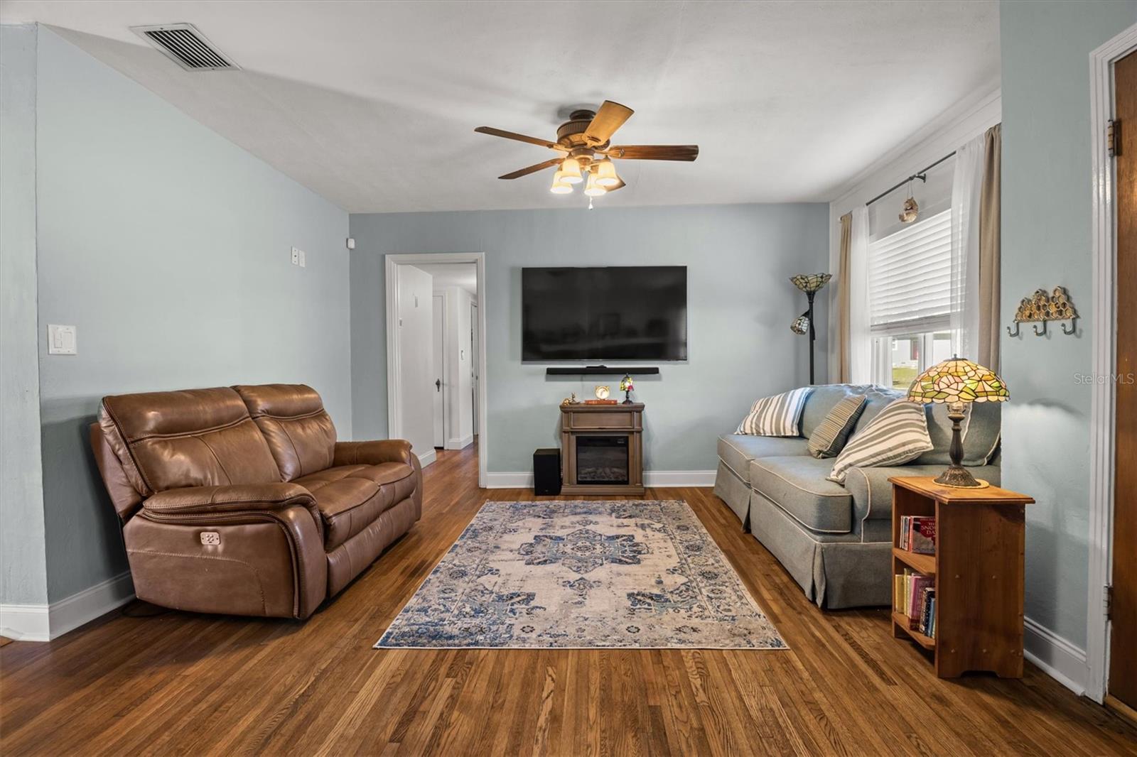 Image 10 of 47 For 3216 Cleveland Heights Boulevard