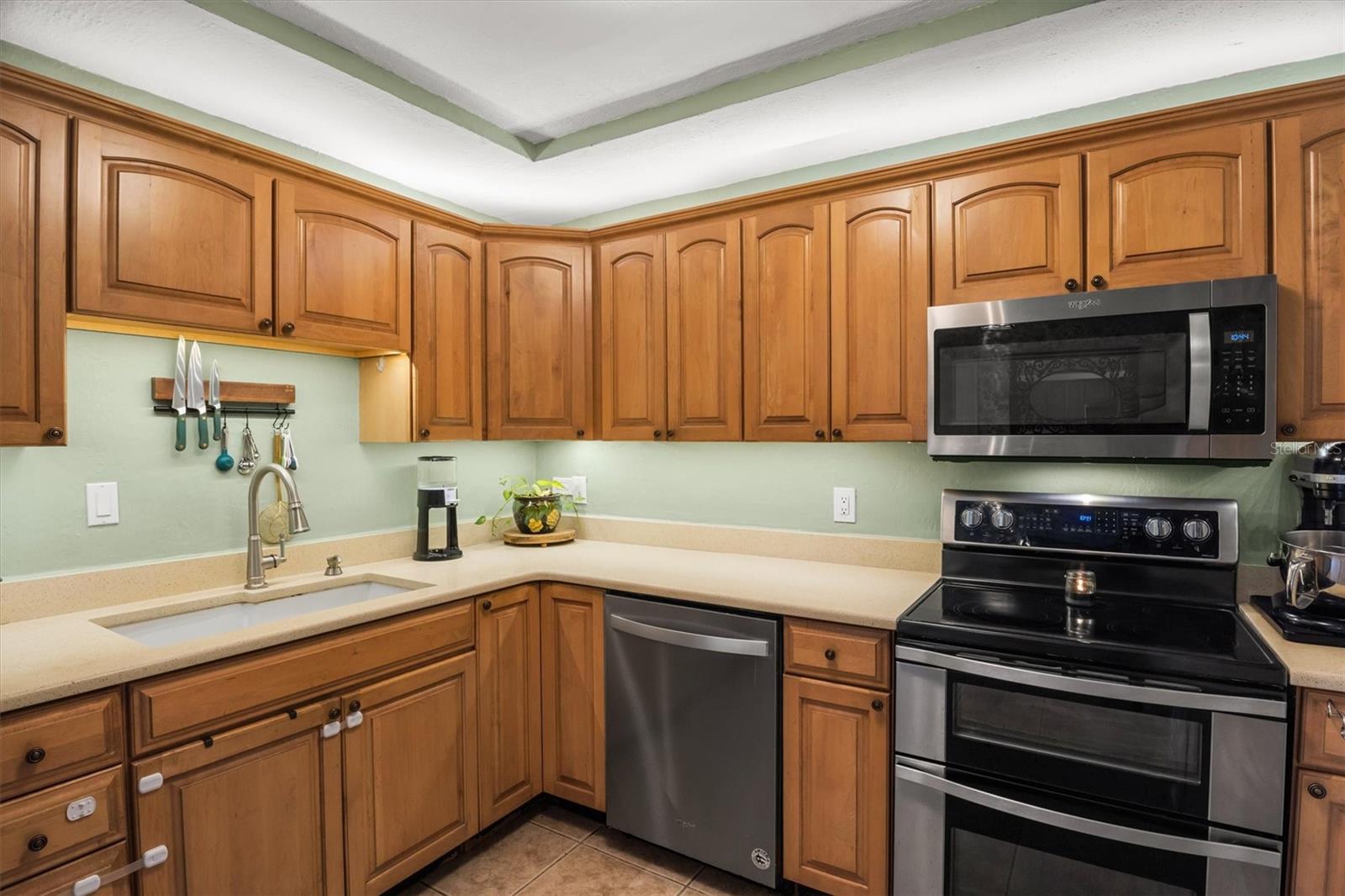 Image 12 of 47 For 3216 Cleveland Heights Boulevard