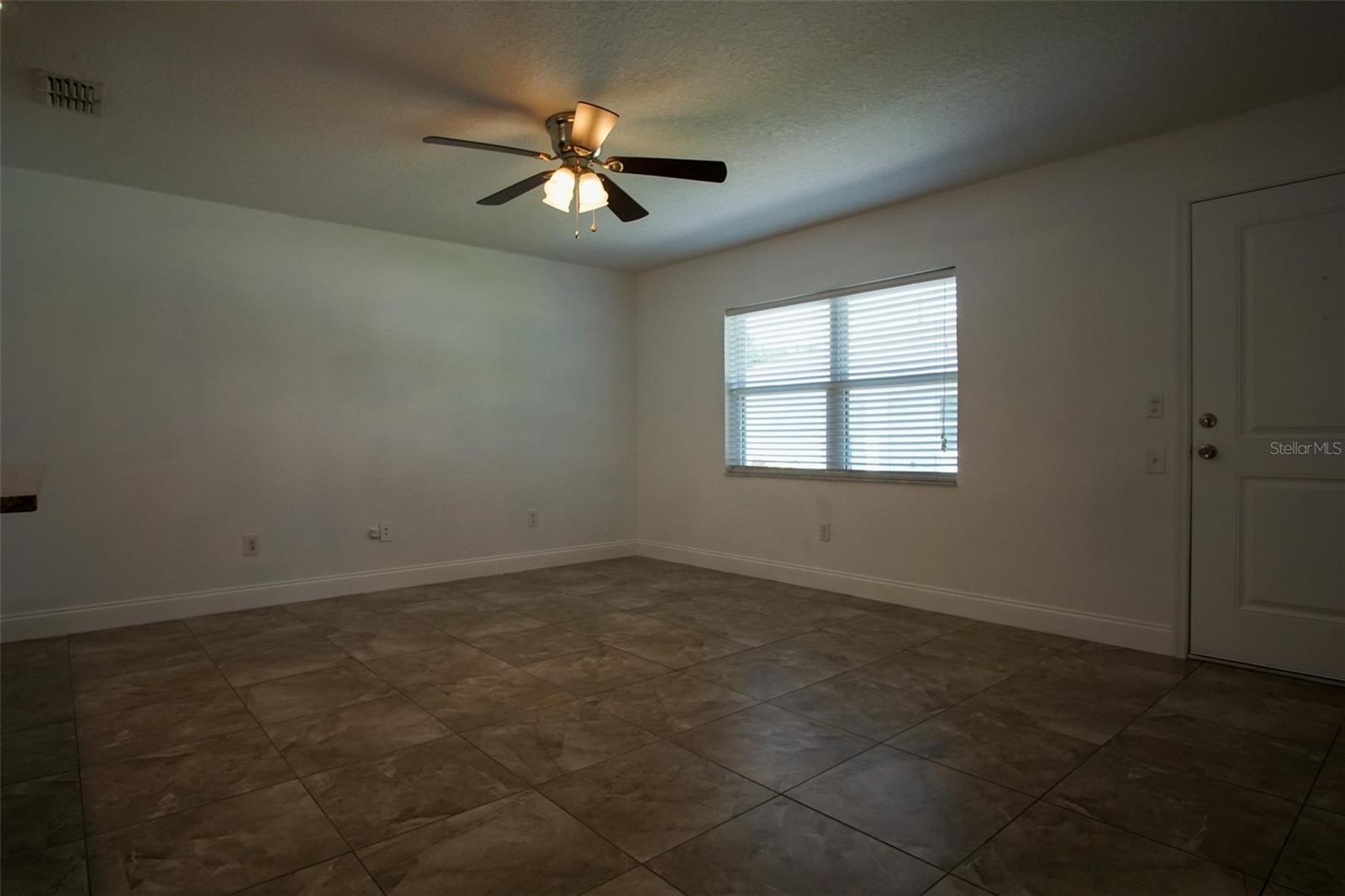 Image 10 of 18 For 217 Maple Street