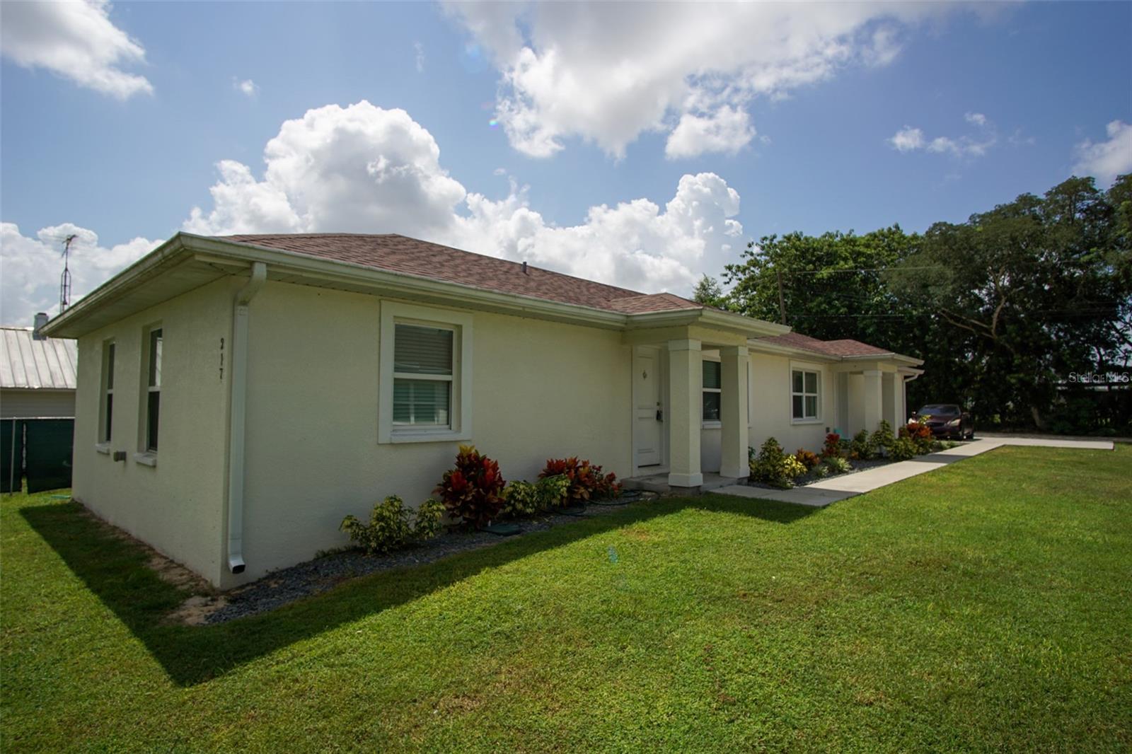 Image 2 of 18 For 217 Maple Street