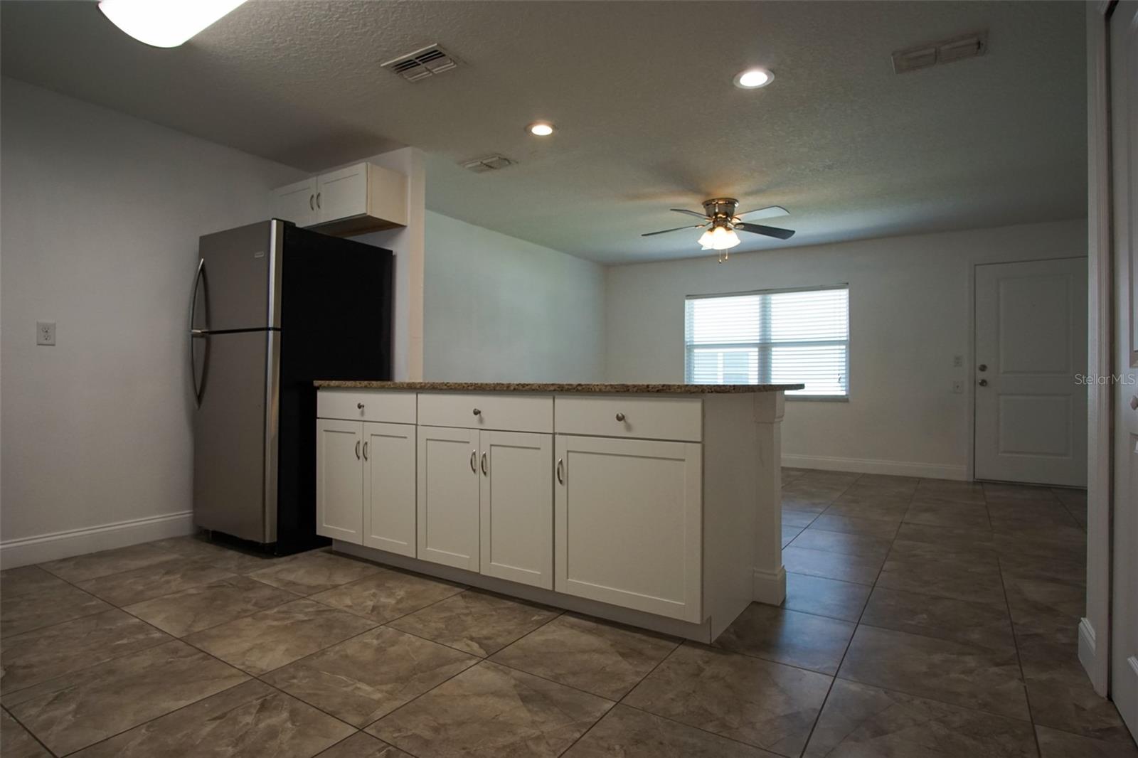 Image 6 of 18 For 217 Maple Street