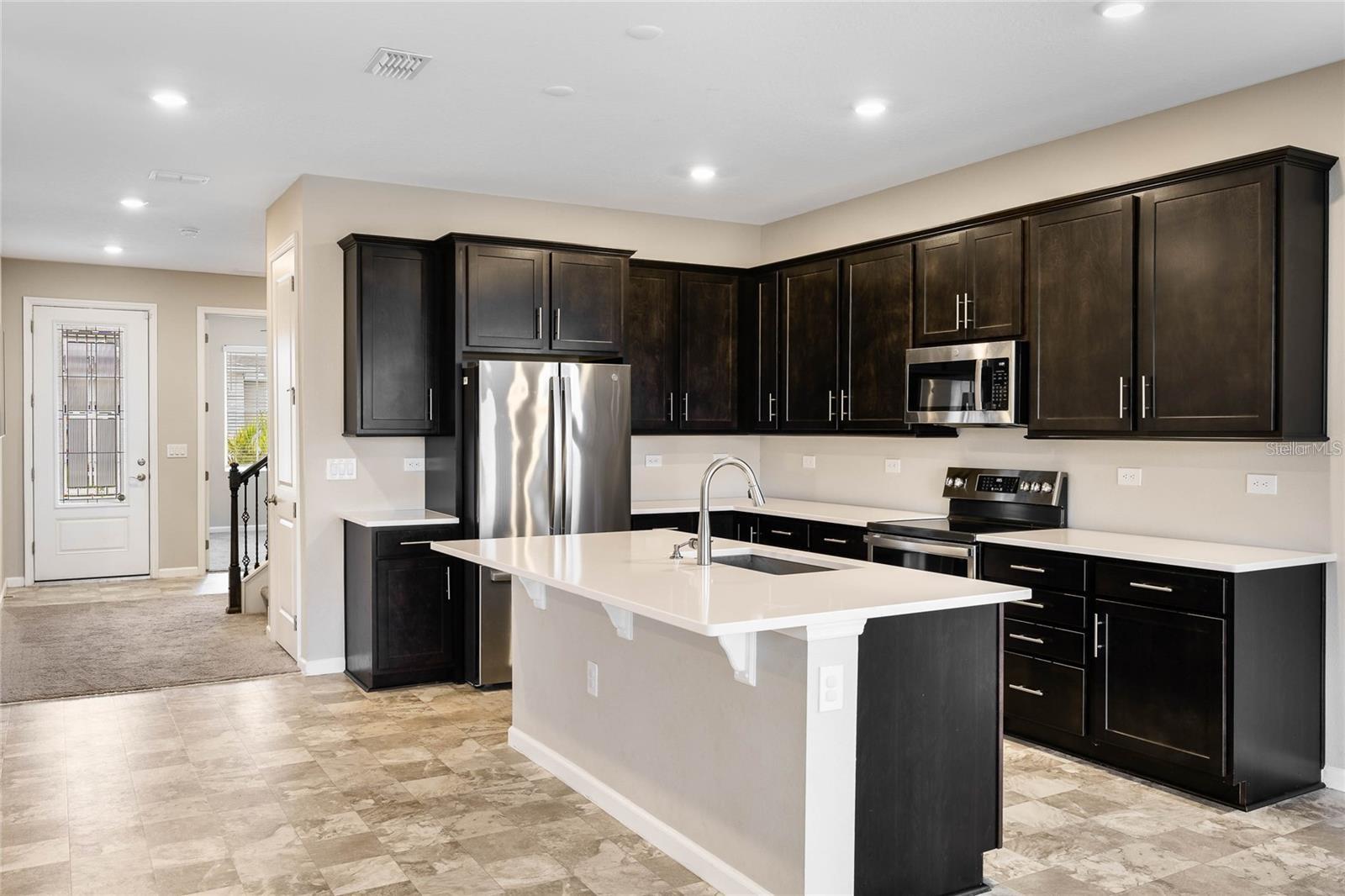 Image 3 of 32 For 1108 Sugarwood Street