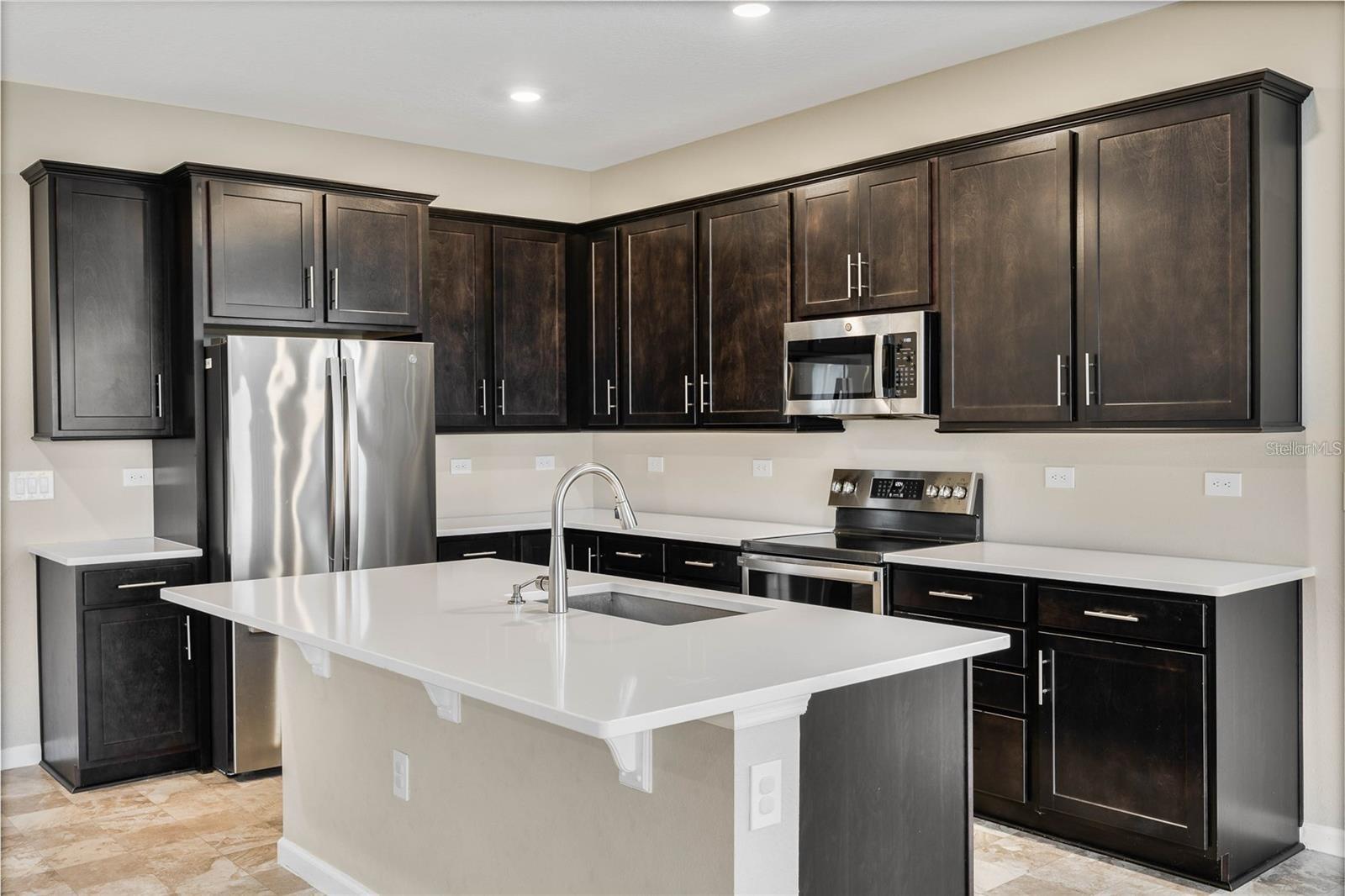 Image 4 of 32 For 1108 Sugarwood Street