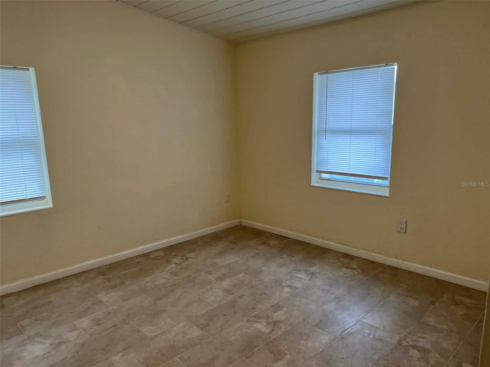 Image 11 of 17 For 682 Walkup Drive