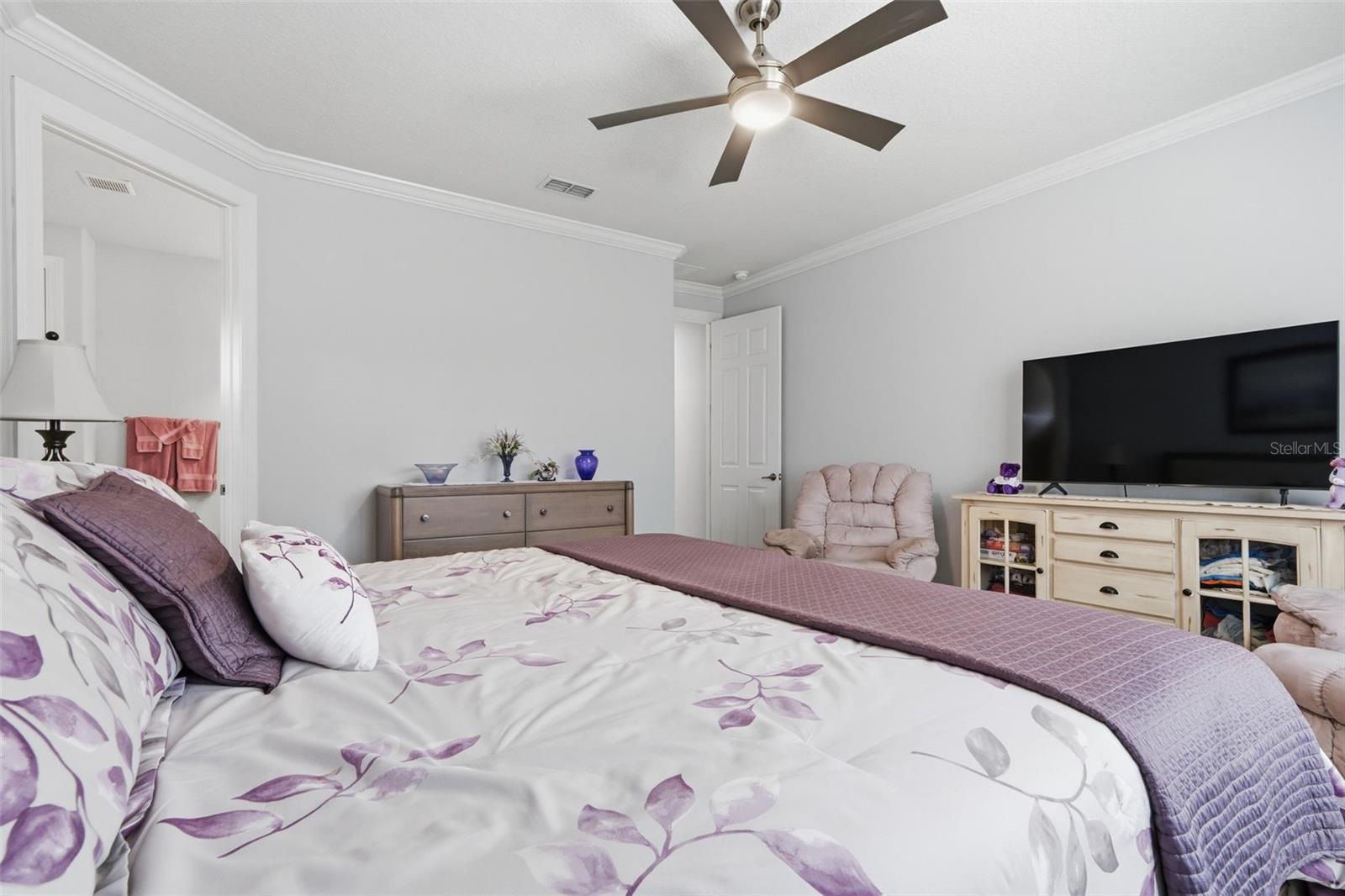 Image 29 of 71 For 112 Castellon Court