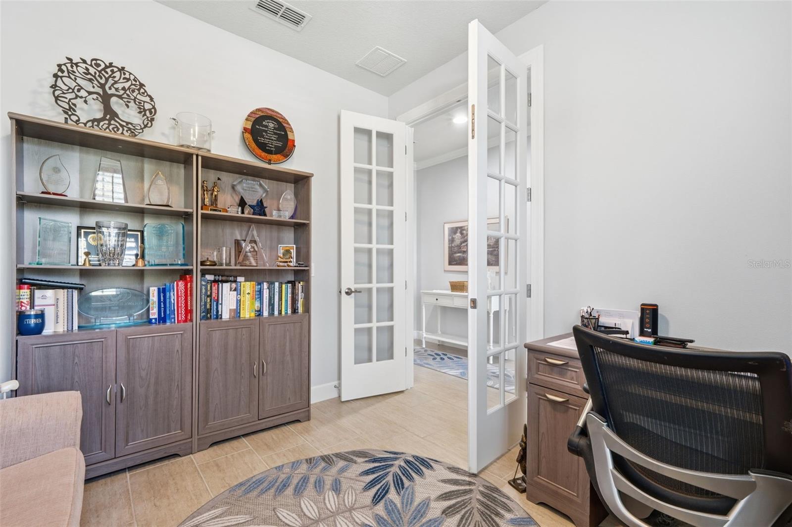 Image 35 of 71 For 112 Castellon Court