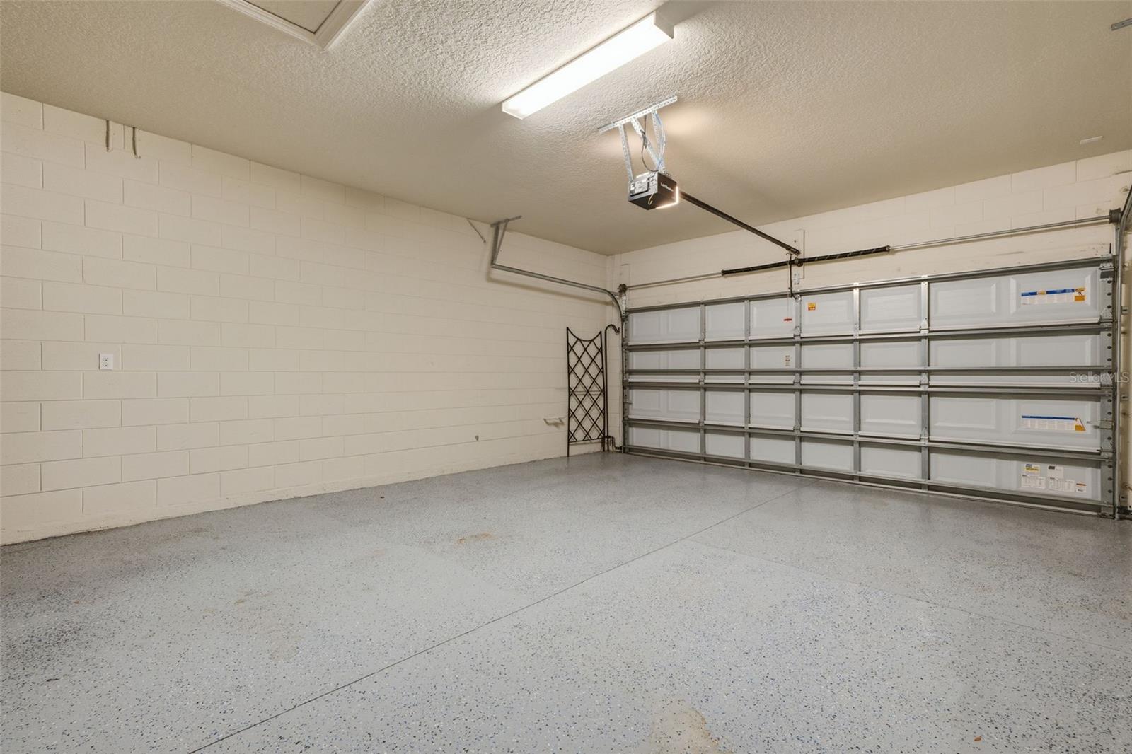 Image 39 of 71 For 112 Castellon Court