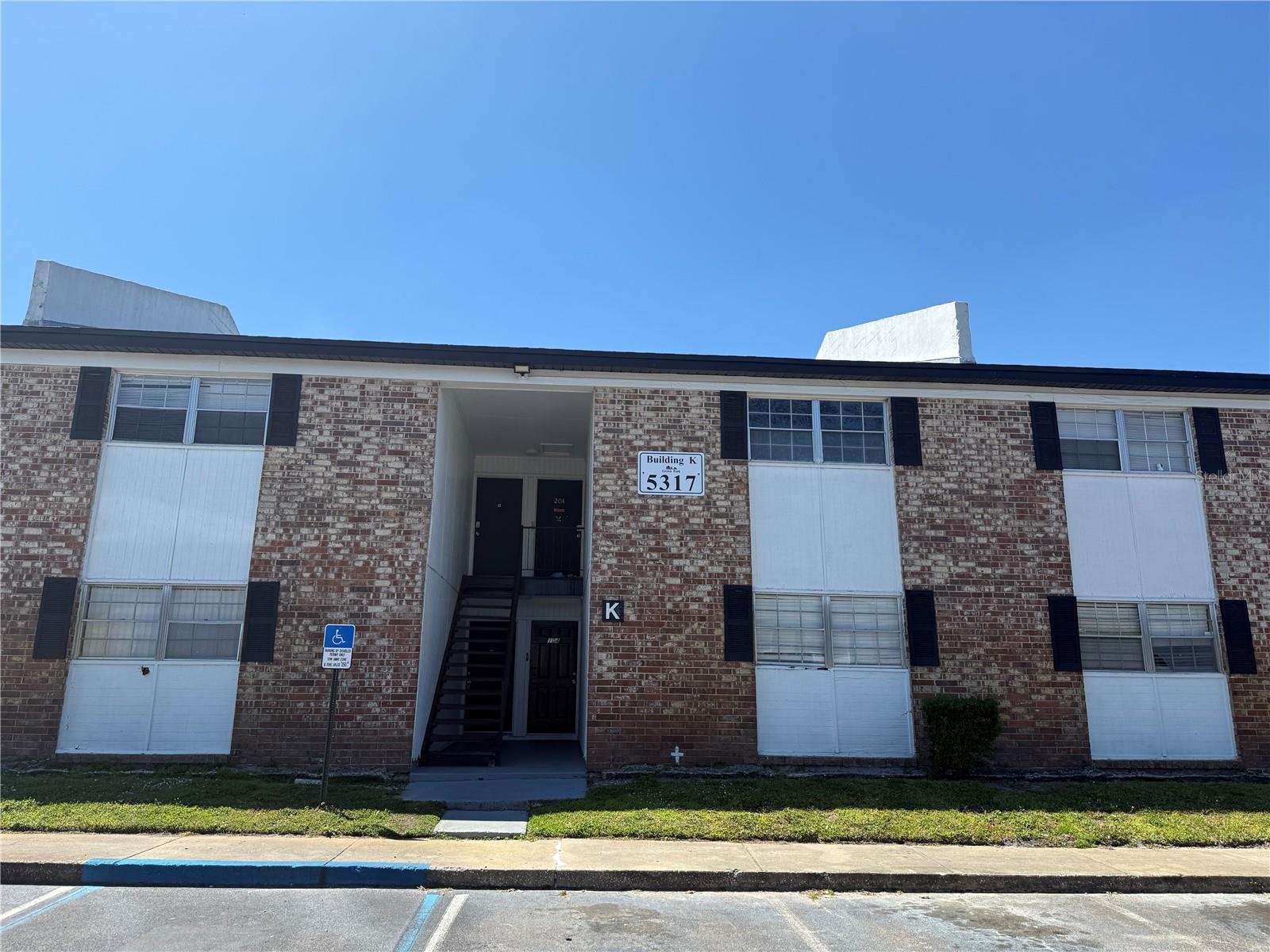 Image 2 of 10 For 5317 Curry Ford Road 103