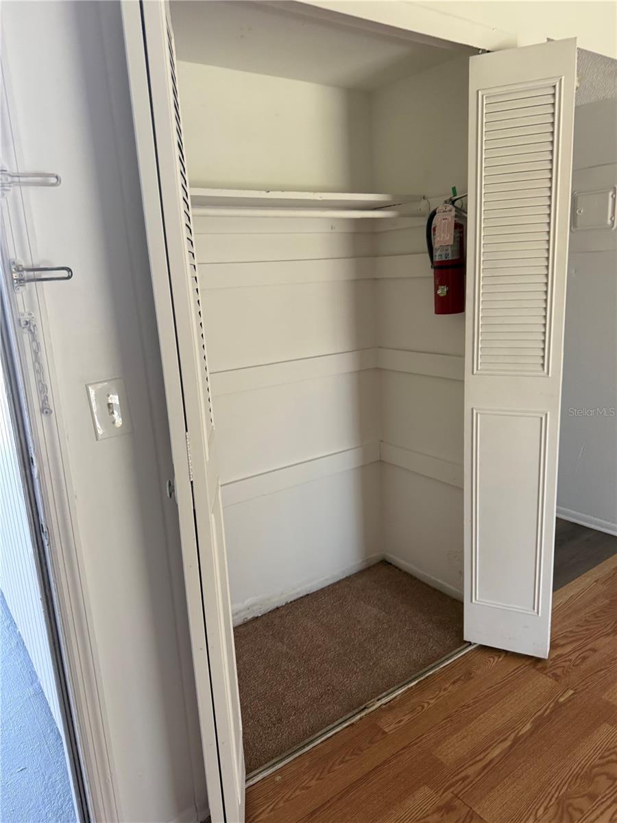 Image 4 of 10 For 5317 Curry Ford Road 103