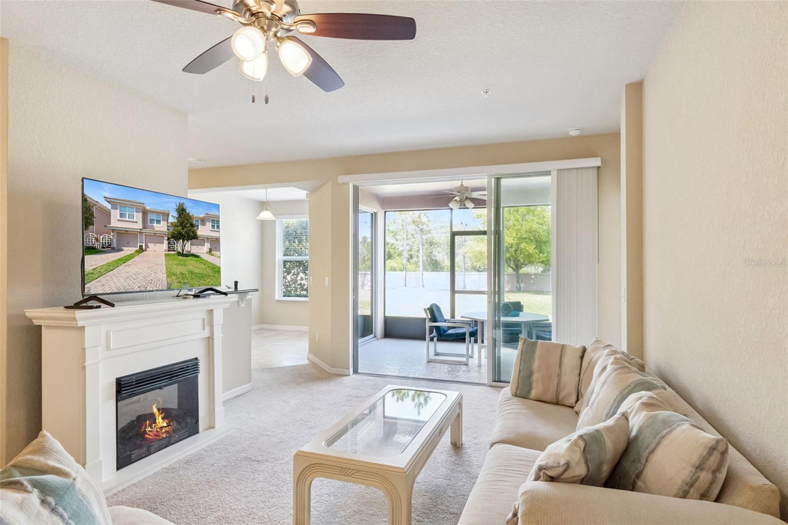 Image 4 of 58 For 8349 Bella Tierra Court