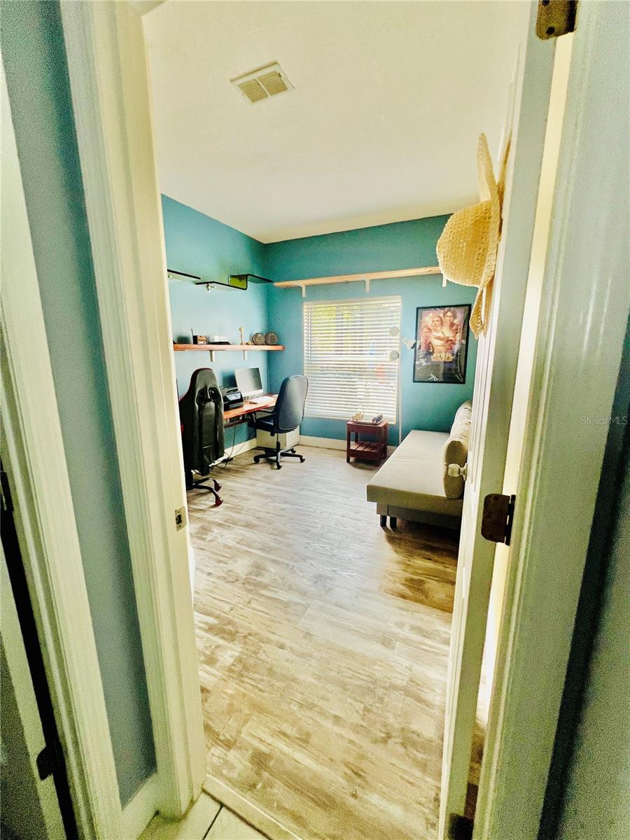 Image 13 of 31 For 2521 Jasmine Trace Drive