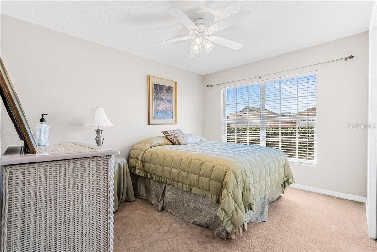 Image 20 of 37 For 120 Thornton Park Avenue