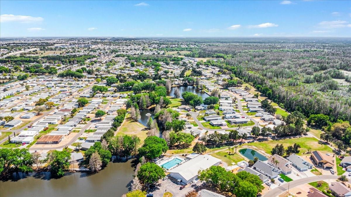 Image 33 of 37 For 120 Thornton Park Avenue