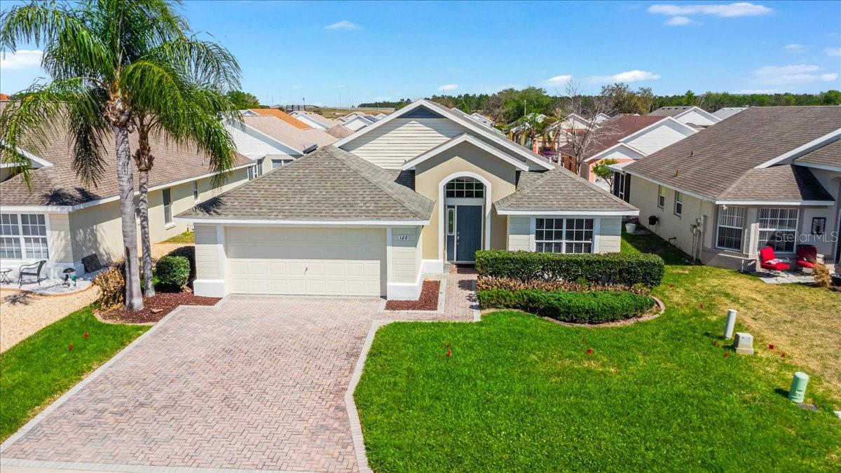 Image 8 of 37 For 120 Thornton Park Avenue