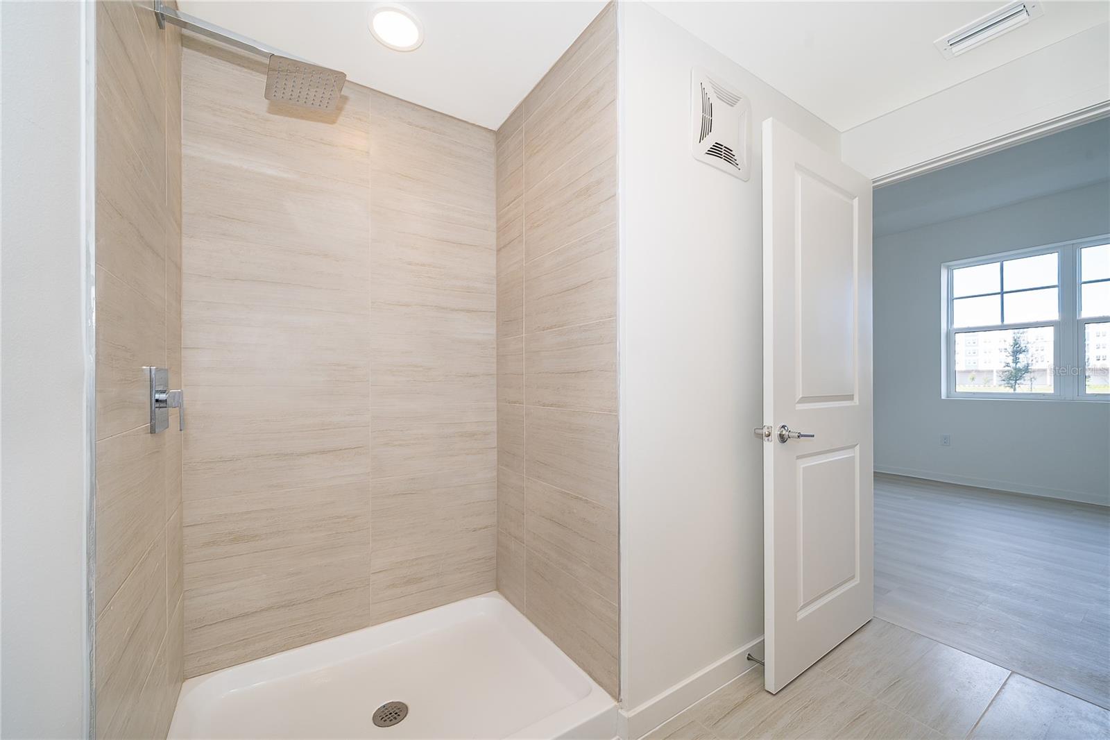 Image 15 of 26 For 5587 Millenia Park Blvd 113