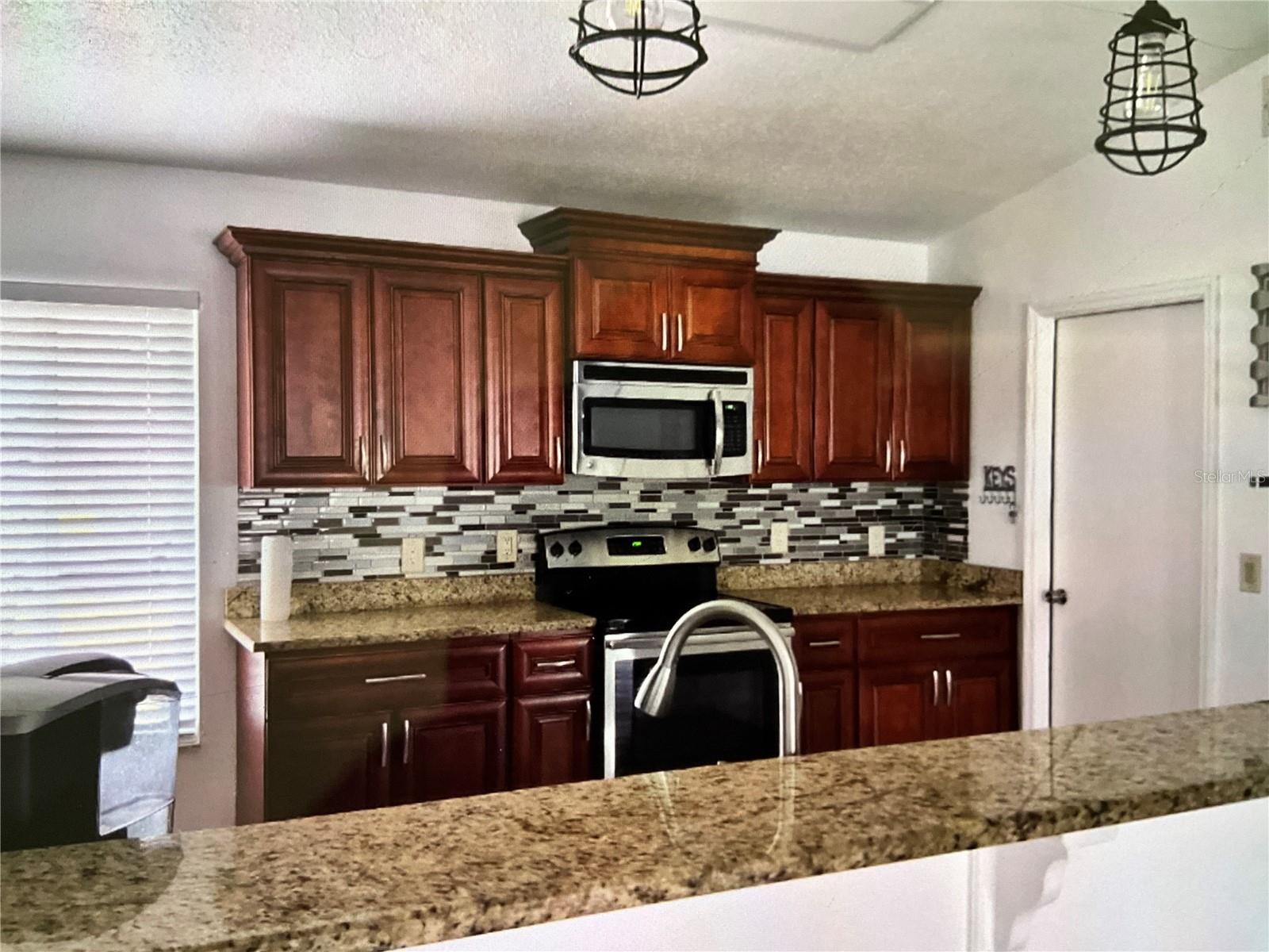 Image 5 of 18 For 2629 Dixie Lane