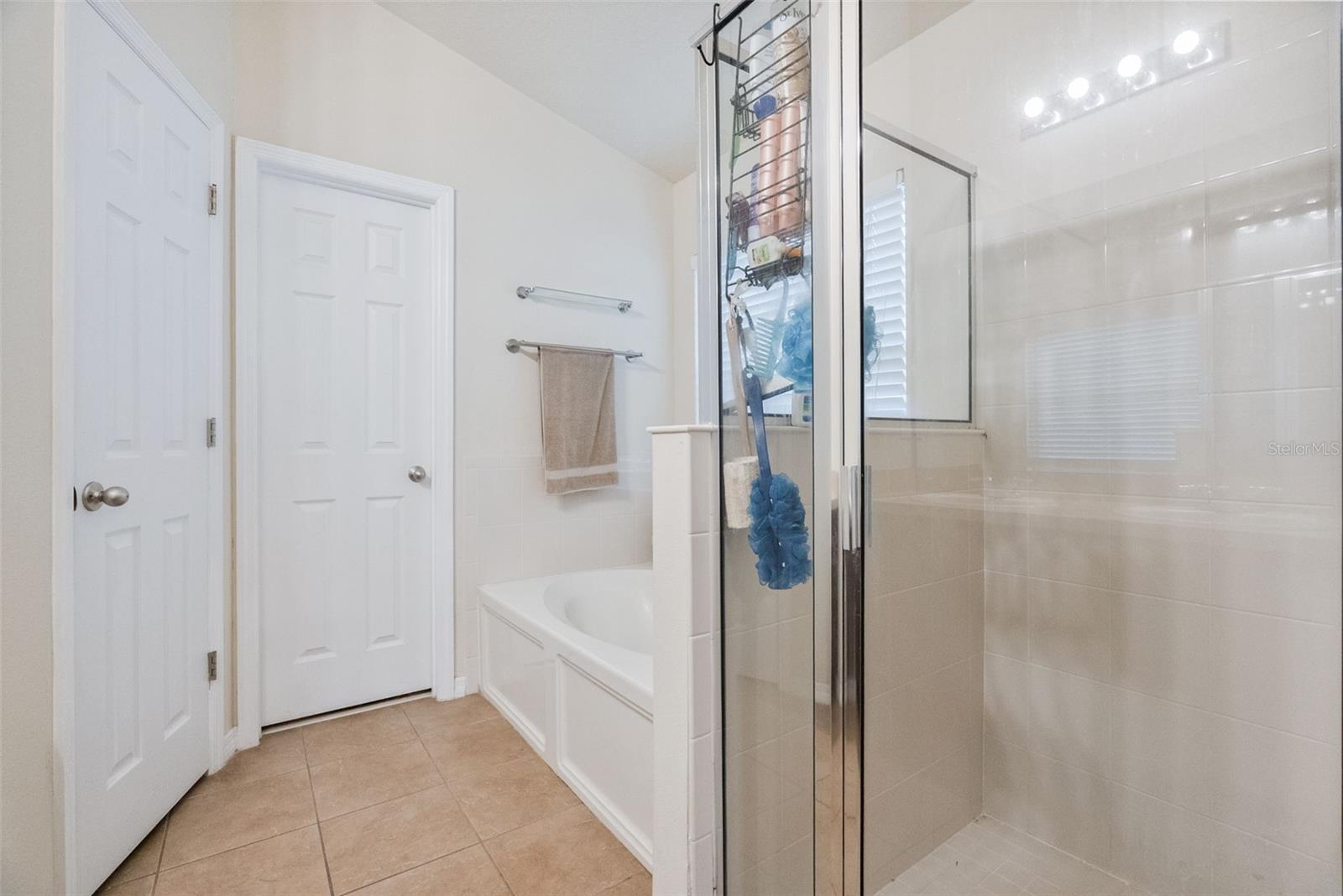 Image 24 of 47 For 677 Seneca Trail