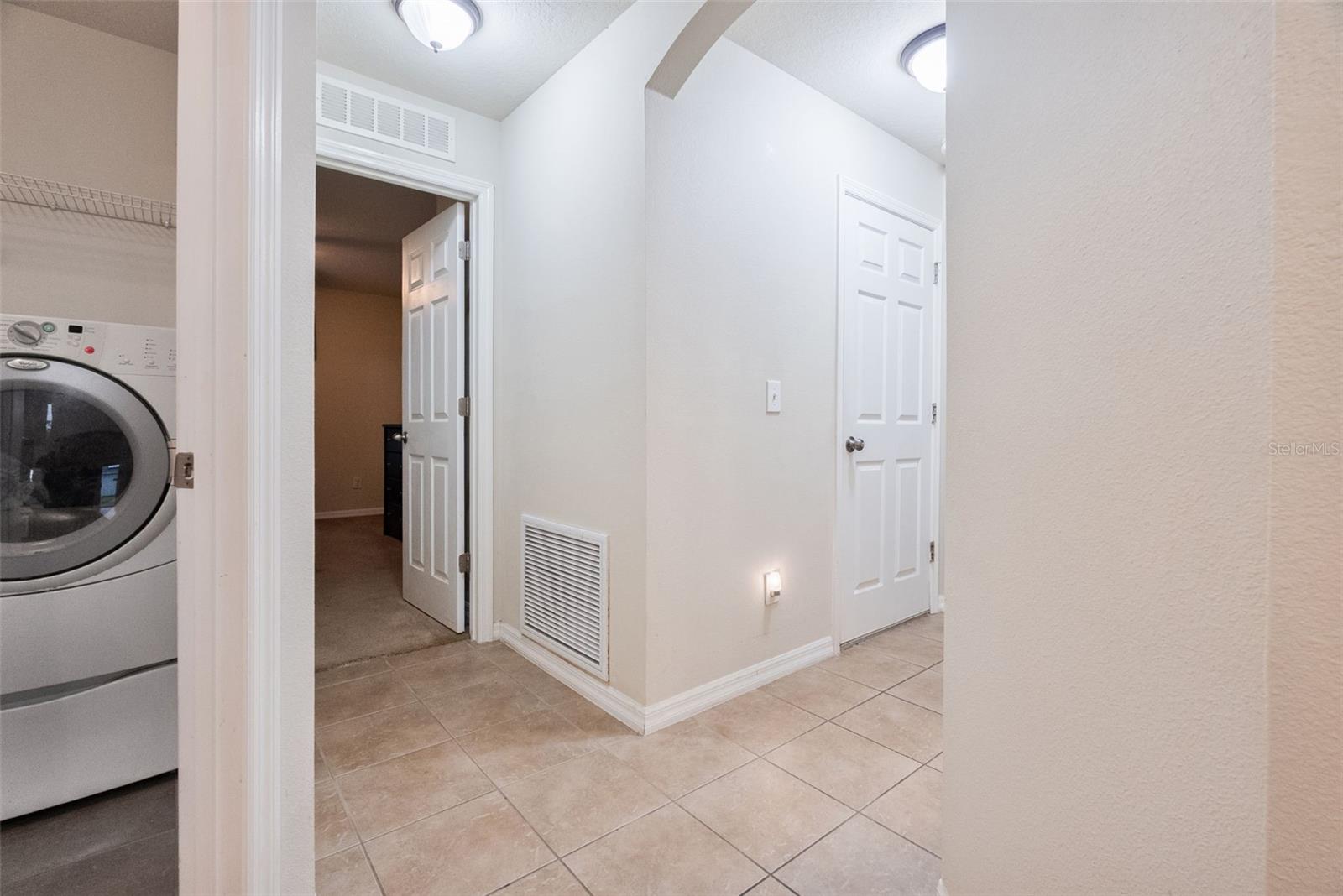 Image 30 of 47 For 677 Seneca Trail