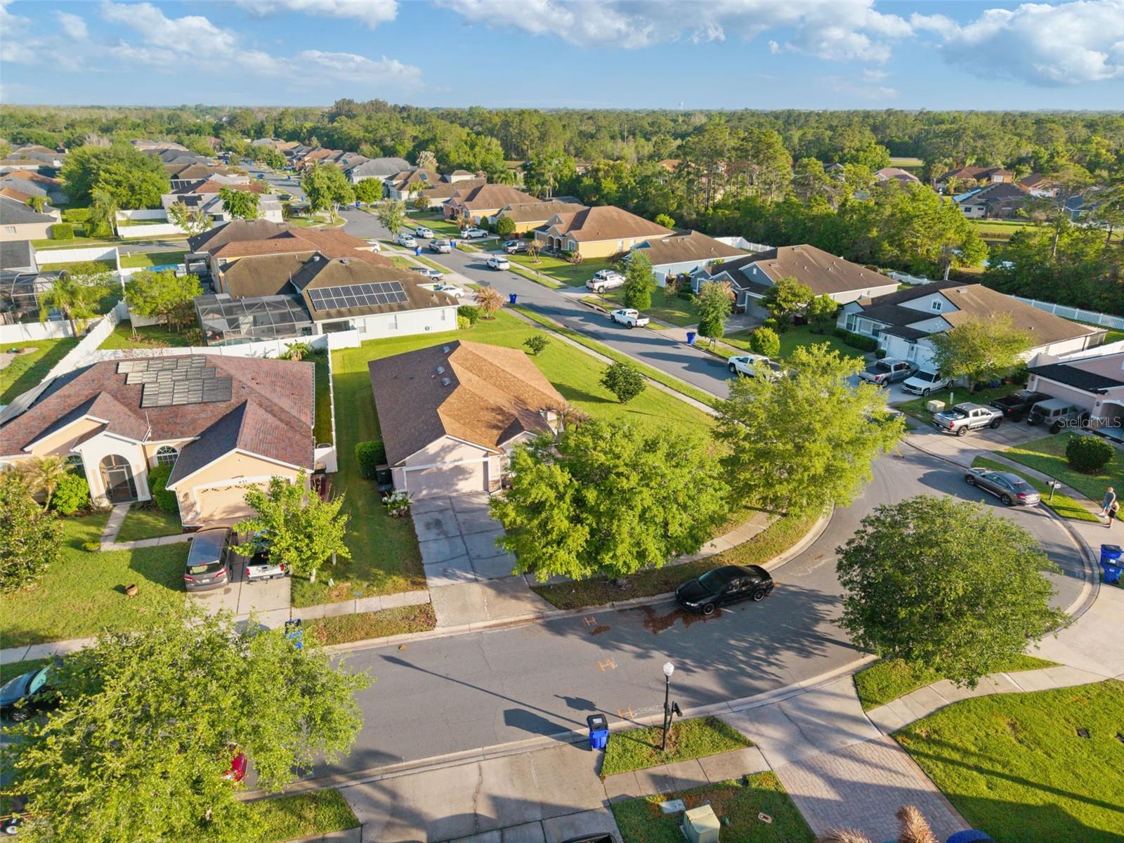 Image 5 of 47 For 677 Seneca Trail