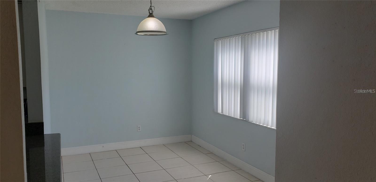 Image 3 of 10 For 9927 Turf Court 5