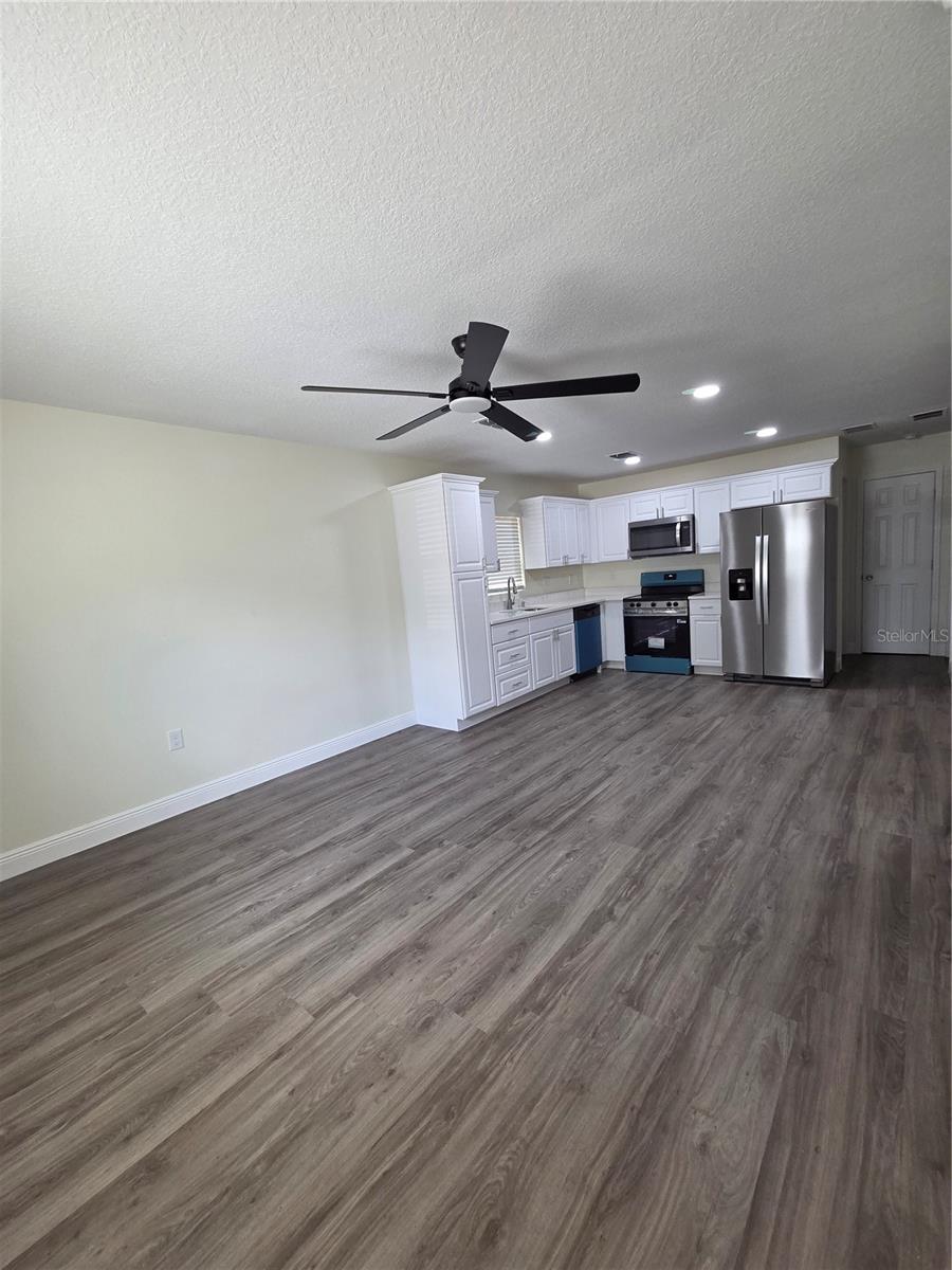 Image 3 of 15 For 2825 Nicole Avenue