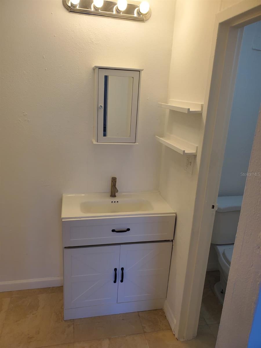 Image 10 of 14 For 7900 Orange Blossom Trail 1009