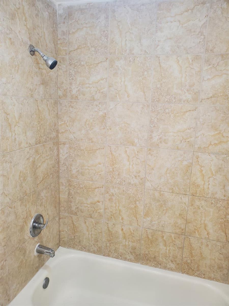 Image 11 of 14 For 7900 Orange Blossom Trail 1009