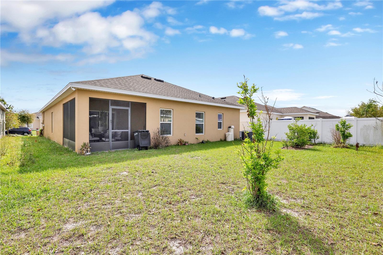 Image 22 of 27 For 4817 Marcos Circle