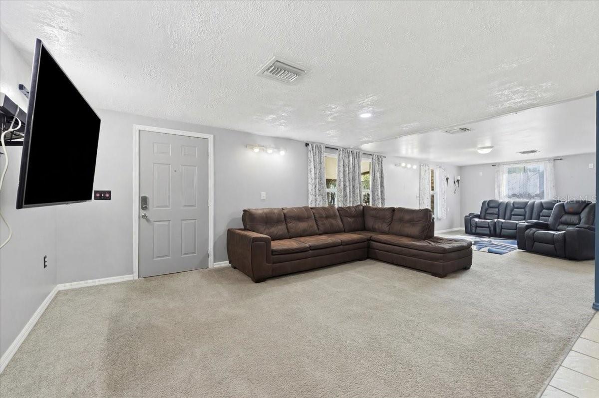 Image 11 of 53 For 1240 Alligator Alley