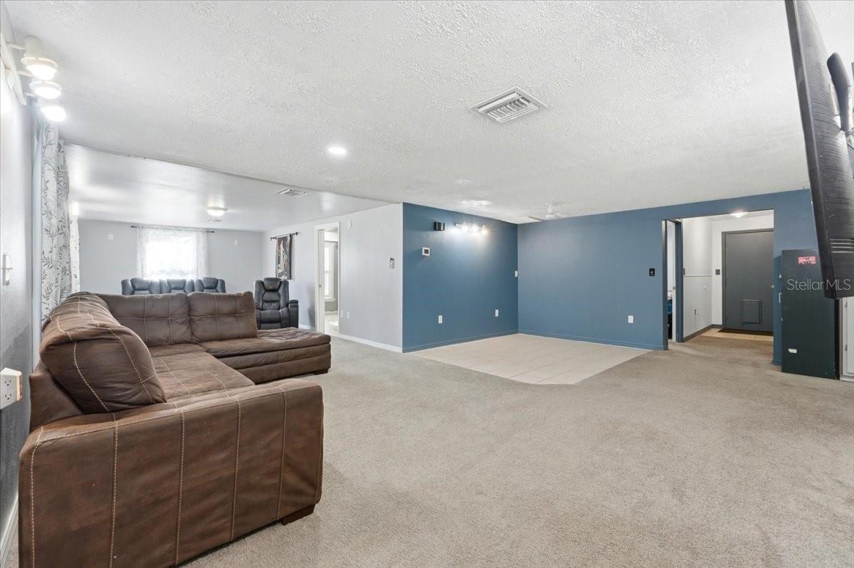 Image 12 of 53 For 1240 Alligator Alley