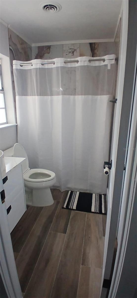 Image 20 of 26 For 2211 New Jersey Road