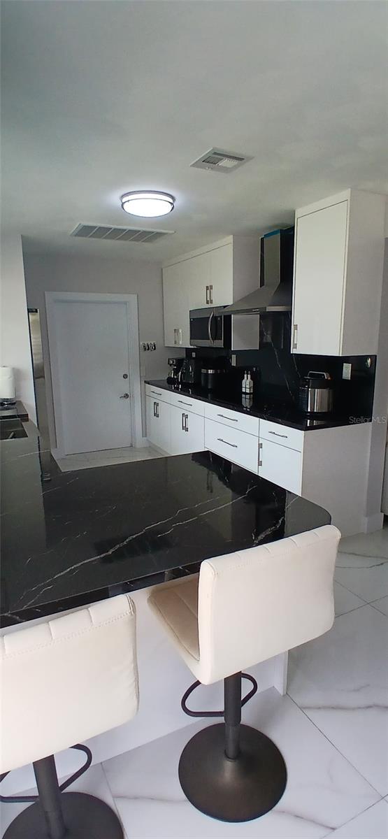 Image 6 of 26 For 2211 New Jersey Road