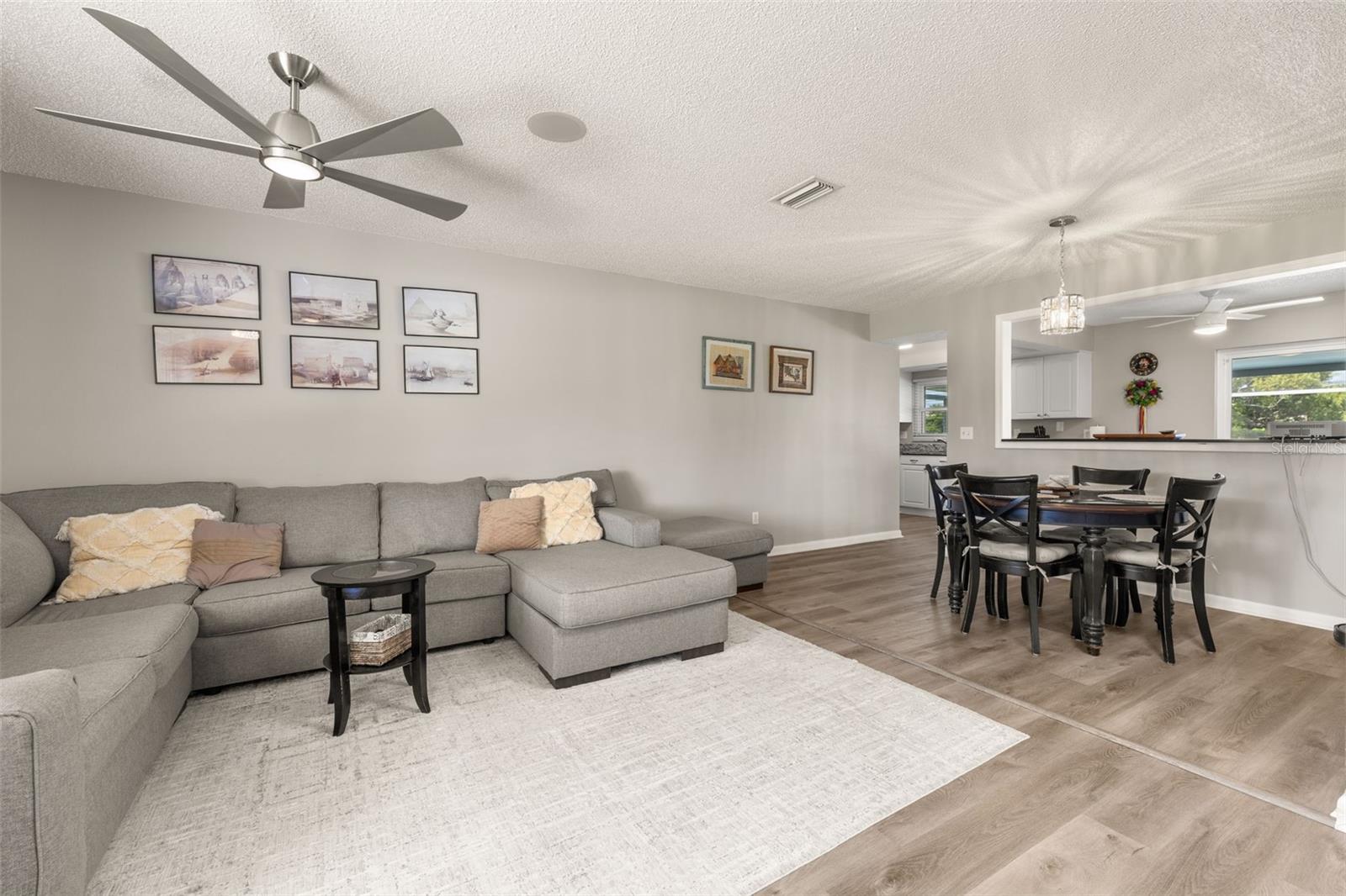 Image 13 of 93 For 2 Claymont Court S