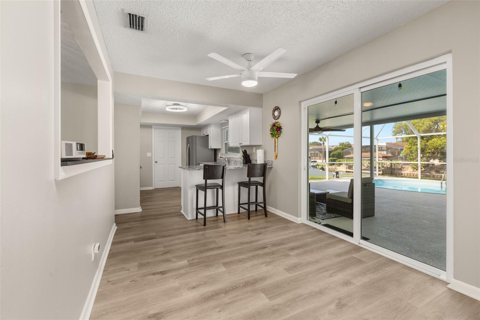 Image 18 of 93 For 2 Claymont Court S
