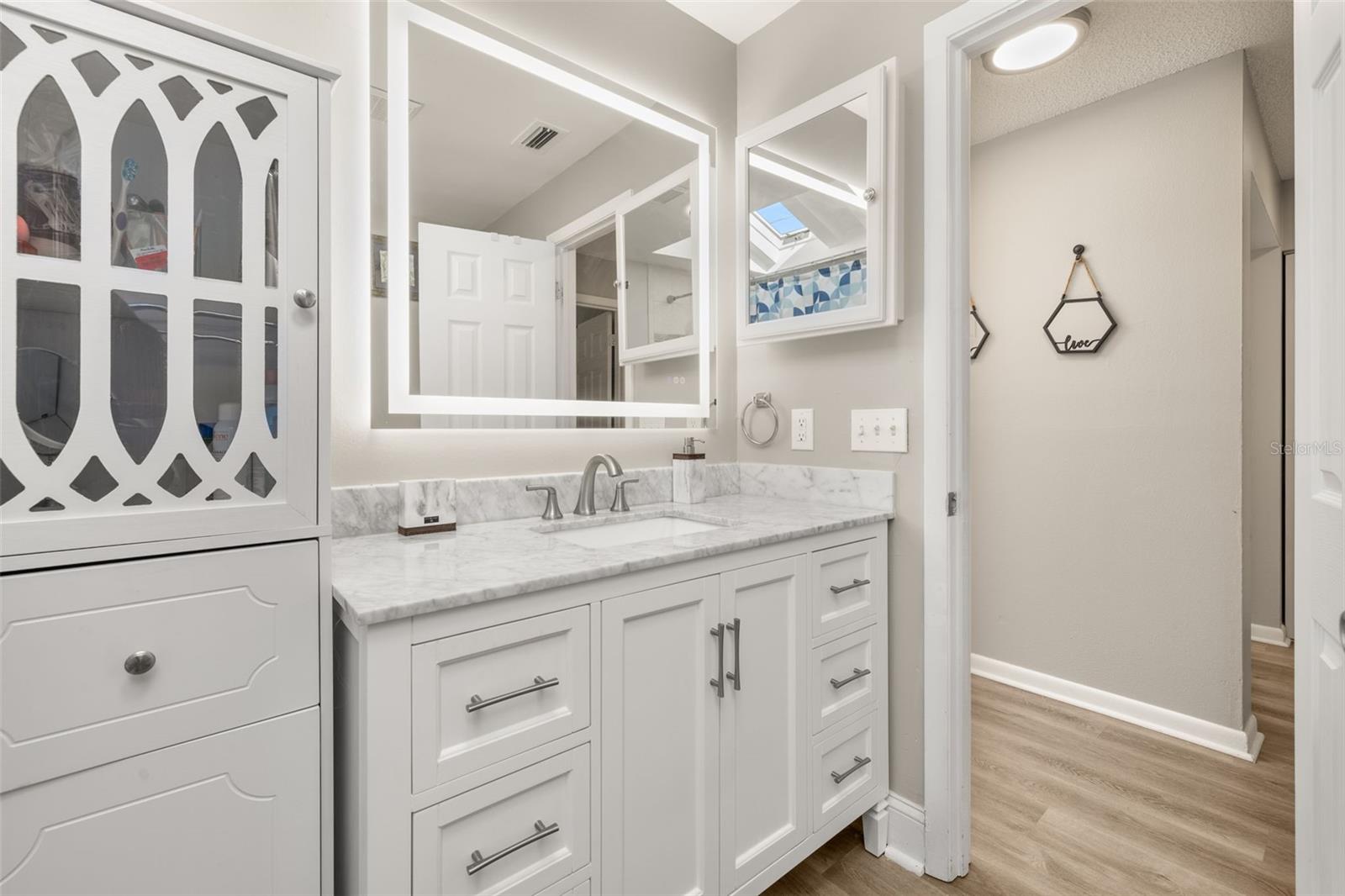 Image 30 of 93 For 2 Claymont Court S