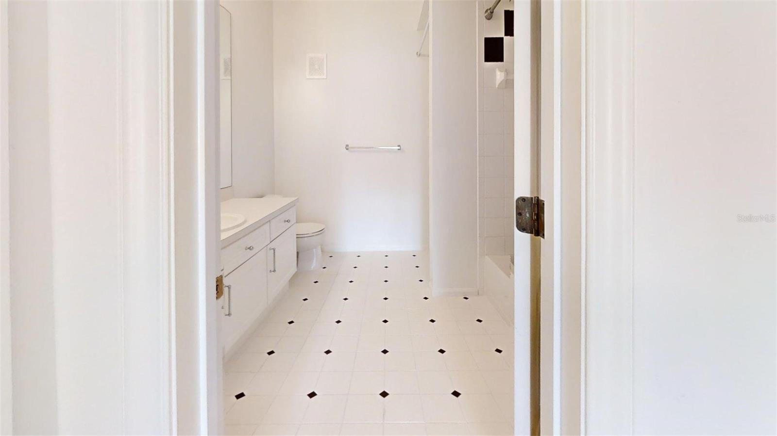 Image 19 of 38 For 460 Water Street 460