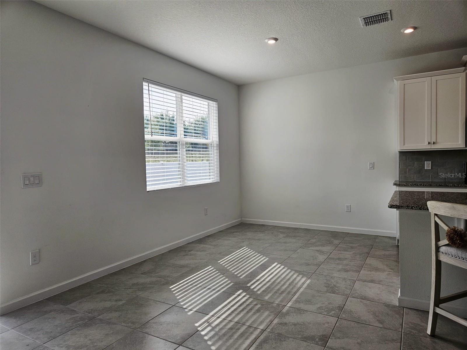 Image 12 of 24 For 440 Free Range Dr